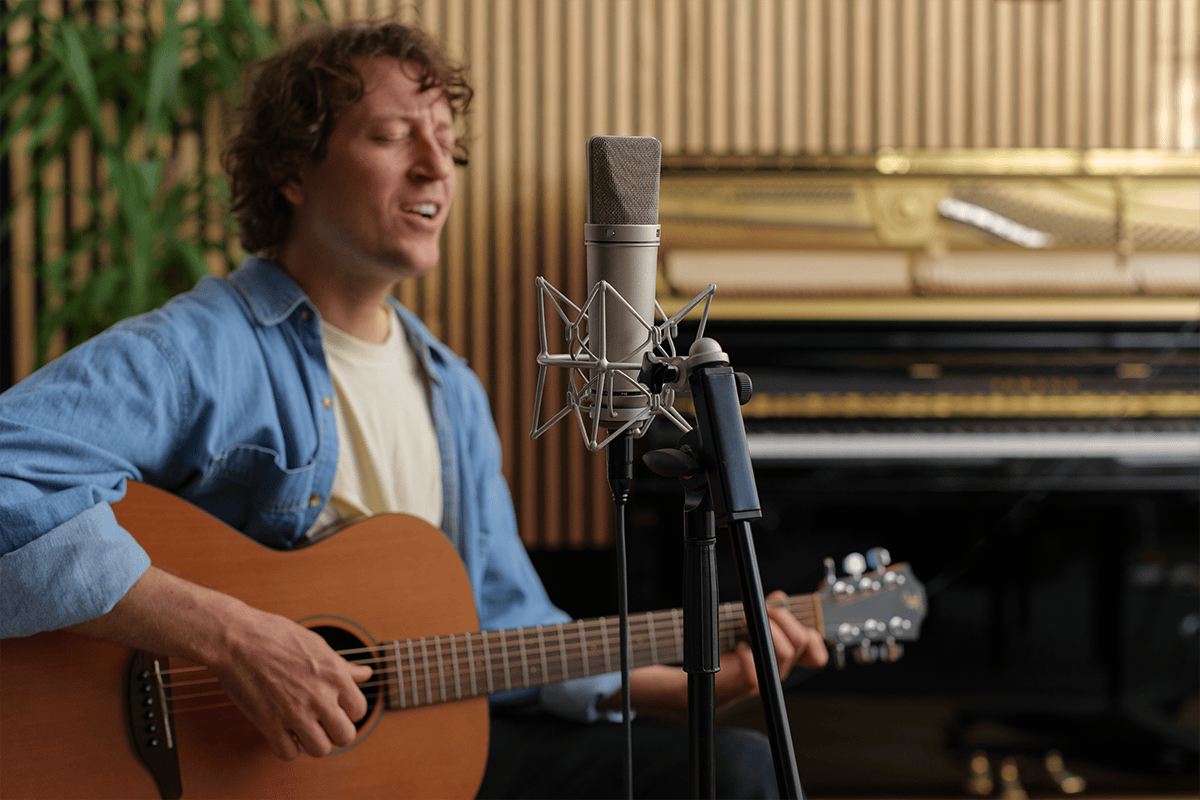 Neumann U 87 Ai in a professional recording session
